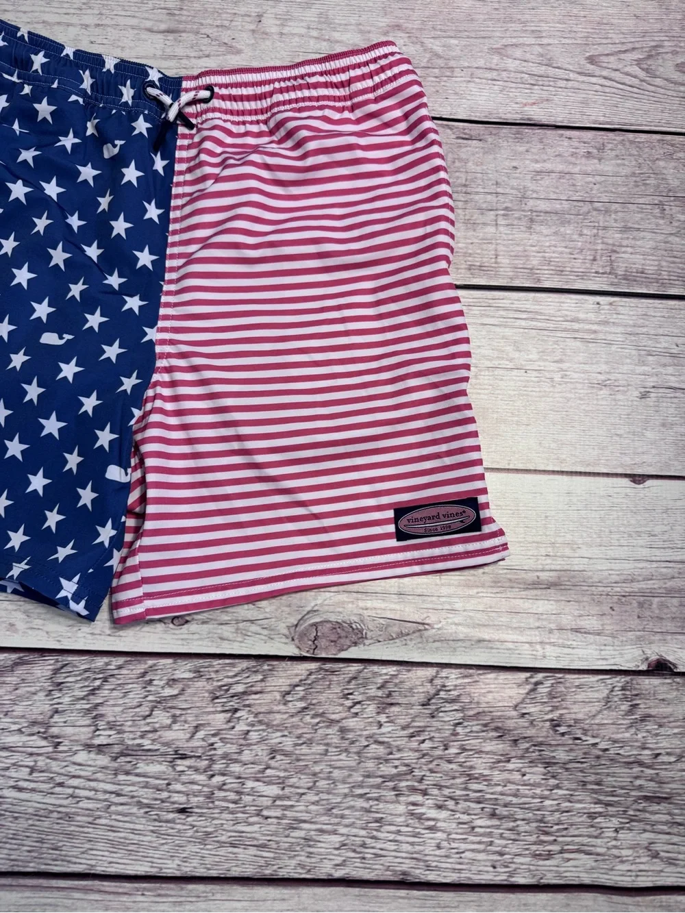 📌EC • Vineyard Vines • Boys • Split Stars & Stripes Swim Shorts